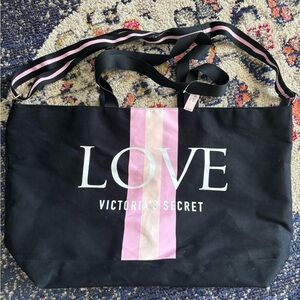 New Victoria’s Secret love weekender bag tote with tags